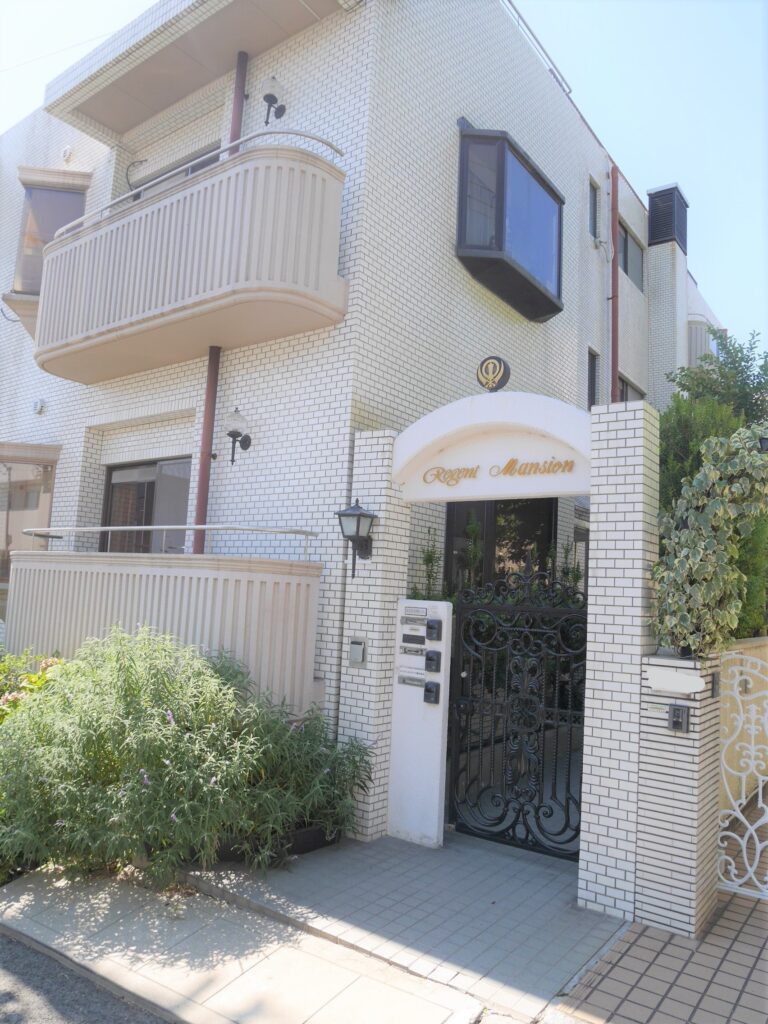 [New Price!] Over 140㎡ apartment fully reformed in the lovely