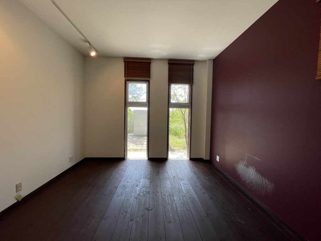 SOLD】Breathtaking design! Contemporary 3LDK+S With Wooden