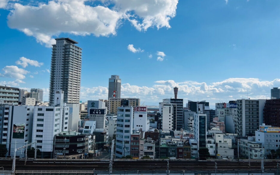 【Rented】Spacious apartment adjacent to Hanakuma Park, top floor with stunning views & large roof balcony