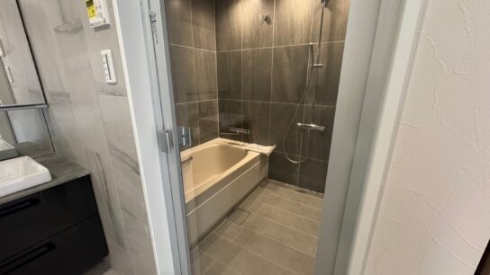 MBR Bathroom