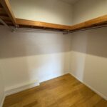 Bedroom (3) - Walk-in-closet