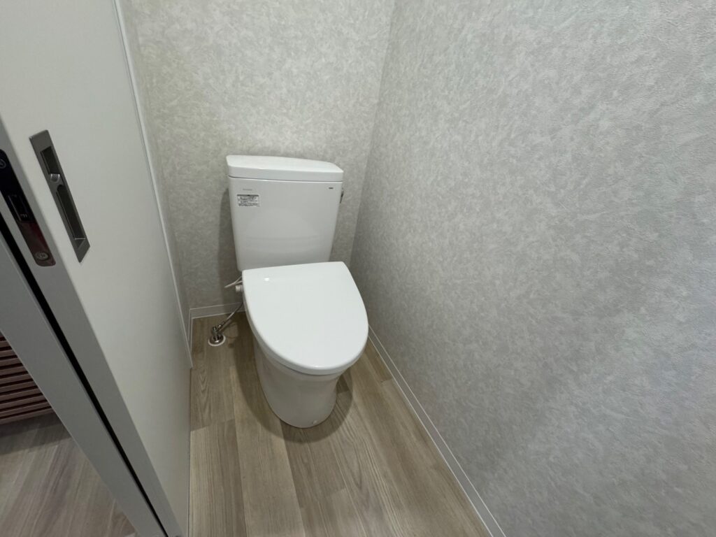 Toilet