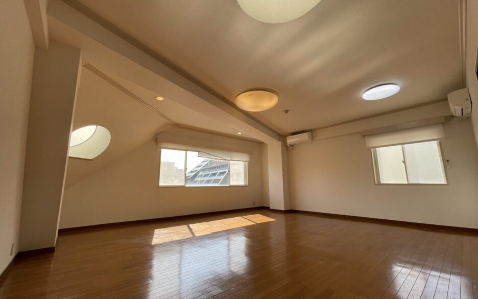 【Rented】Western style 2LDK apartment (88.21 sqm) with spaciouis balcony in the heart of Kitano