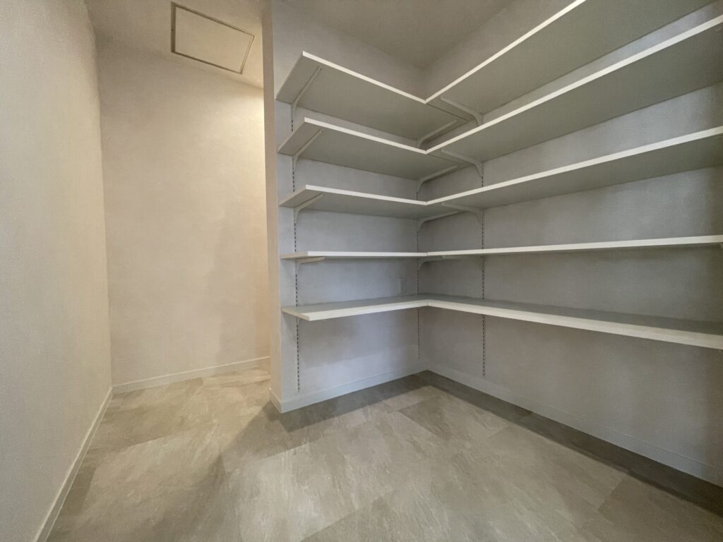 Kitchen - Pantry