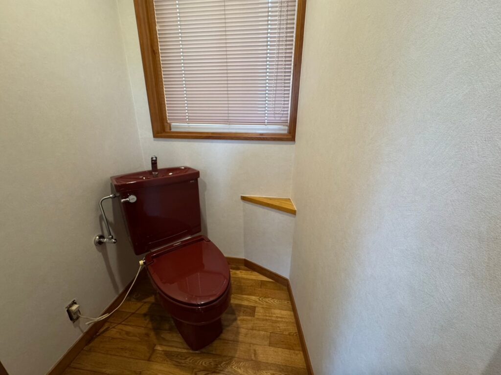 Bedroom (3) - Bathroom