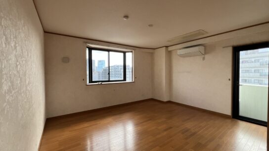 Bedroom 22.8 sqm with WIC