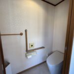Second toilet