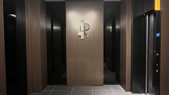 Elevator hall
