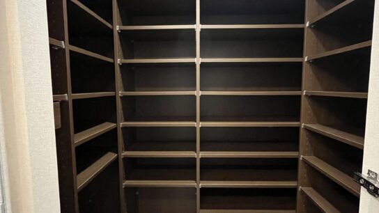 Shoes closet
