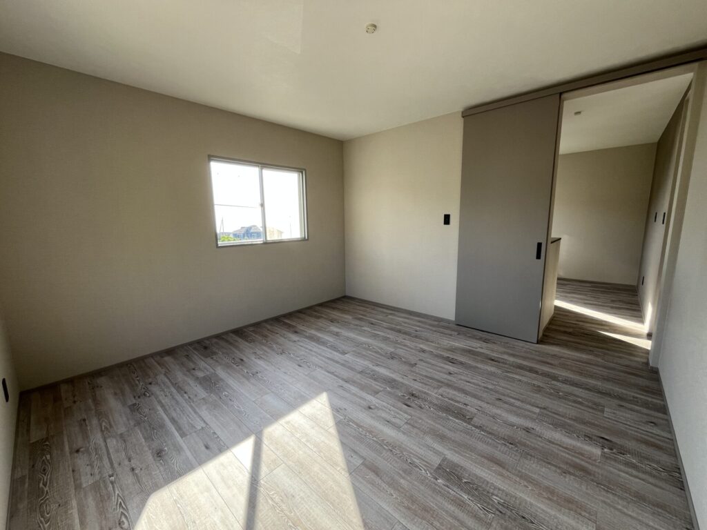 2F - Bedroom