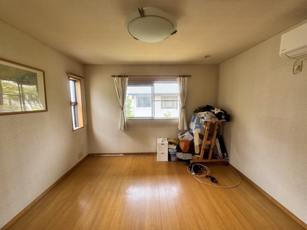 2F - Bedroom