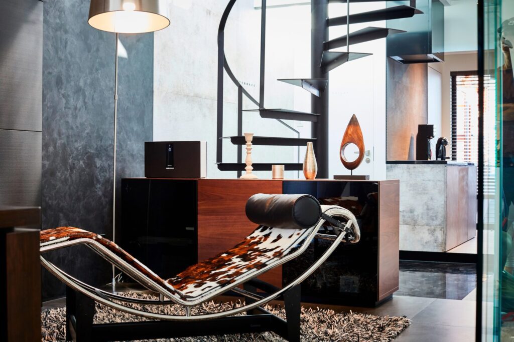 2F Office & Spiral stairs