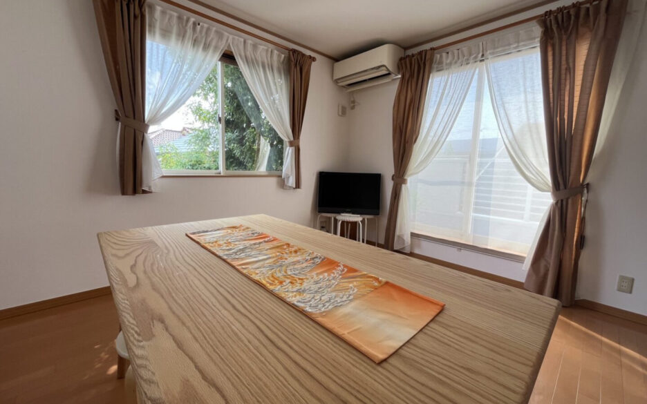 Fully Furnished House on the Beautiful Hillside Residential of Mikage Kobe