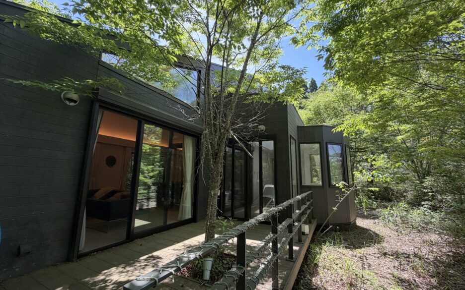 Own a Forest. Embrace a Lifestyle.